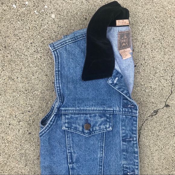 Jackets & Blazers - Jean Vest (velvetCollar) 90s